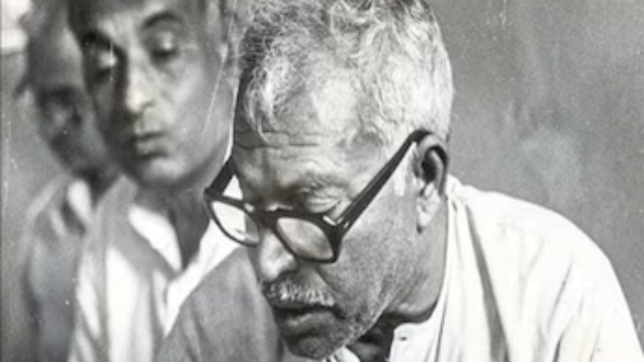 Usthadian Academy / Former Bihar CM Karpoori Thakur Awarded Bharat Ratna Posthumously